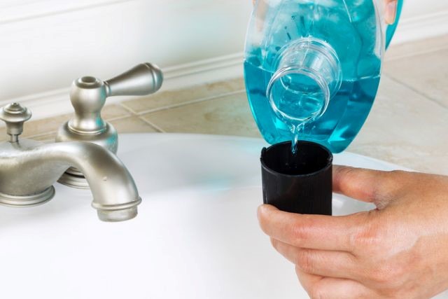 Avoid mouthwashes and cleaning liquids that contain alcohol