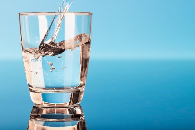 4. Drink enough water. Drinking plenty of w ater is extremely important in ensuring your oral health stays optimal. 